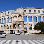 Apartment Trixi Pula