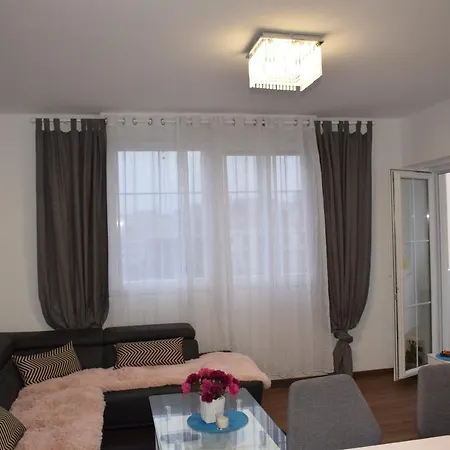 Apartment Trixi Pula