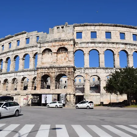 Apartamento Trixi Pula