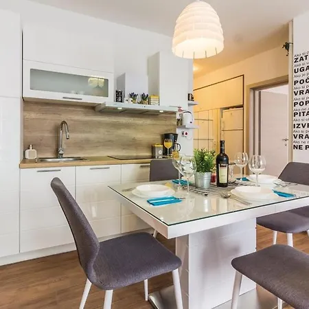 Appartement Trixi *